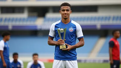 Kaizer Chiefs FC midfielder Luke Baartman dedicates his Man of the Match award to his grandmother