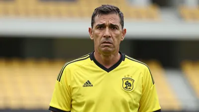 Kaizer Chiefs FC head coach Fernando da Cruz defends goalkeeper Brandon Petersen after his costly error in the MTN8 loss...